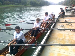 Equipaggio di Orta San Giulio al pontile