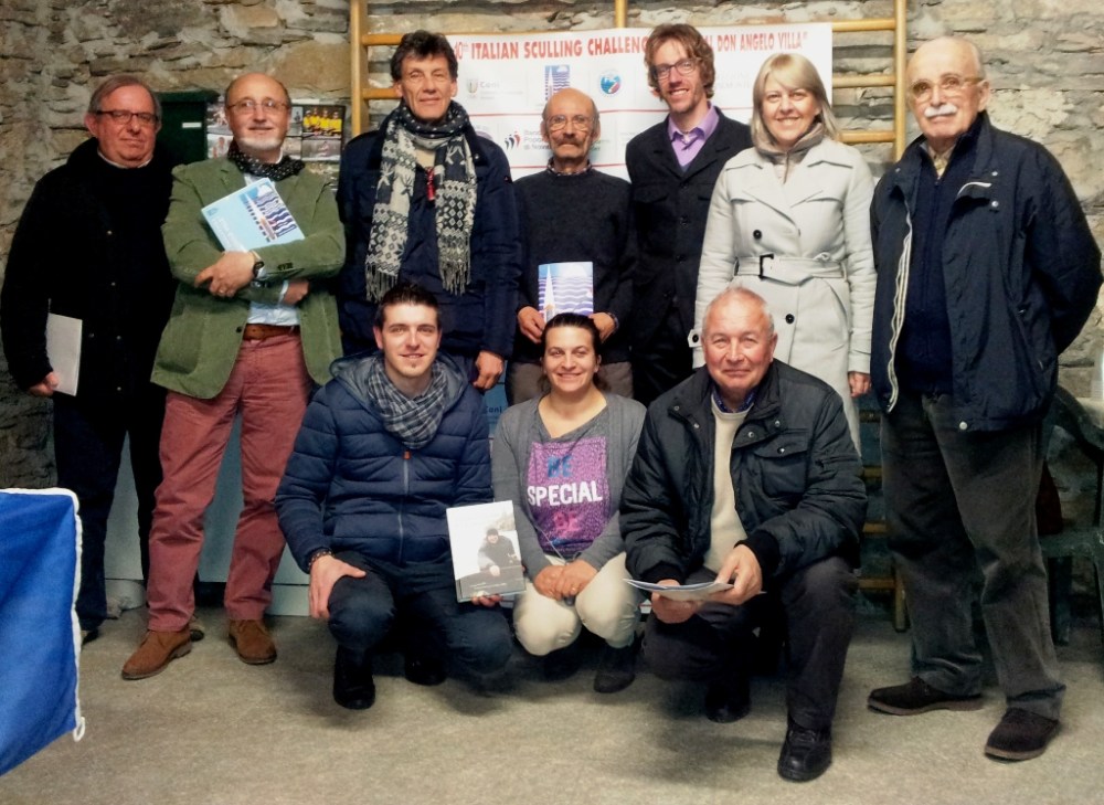 Foto_di_gruppo_per_rappresentanti_delle_Istituzioni_e_dello_staff_della_Canottieri_Lago_Orta